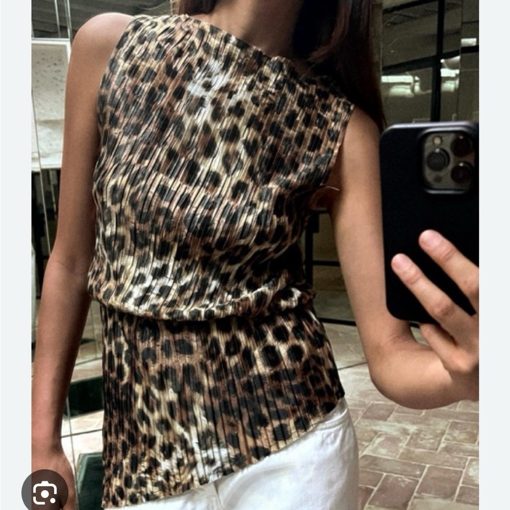 Zara Leopard Asymmetric Pleated Top size Large NWT